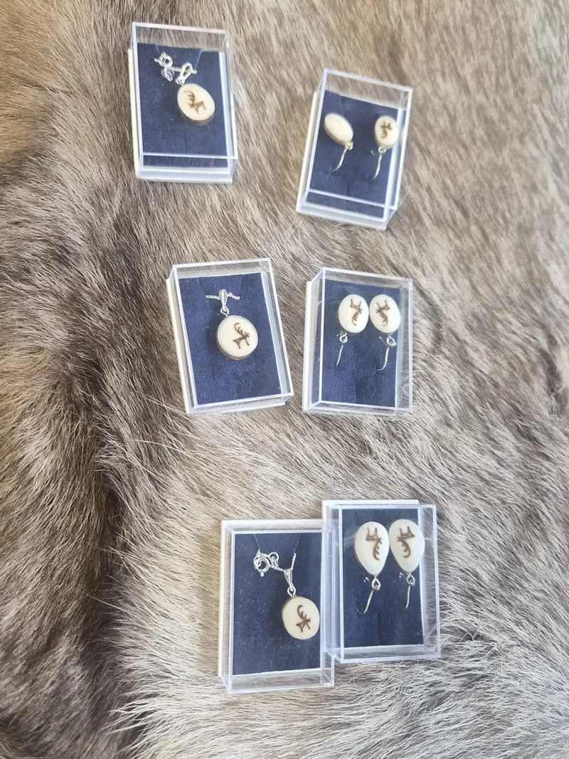 Earrings and necklace set