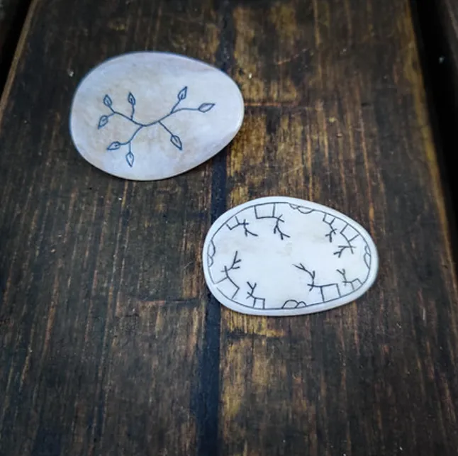 Brooch