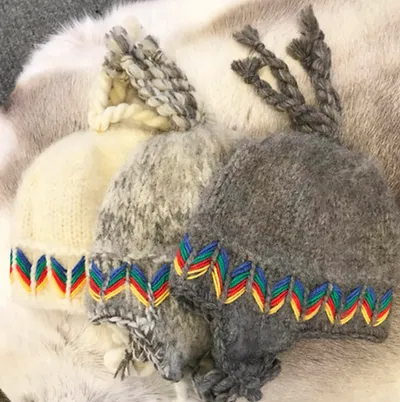 Lovikka hat for adults
