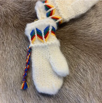 Lovikka mittens for children