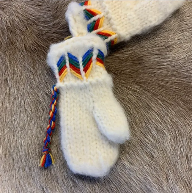 Lovikka mittens for children